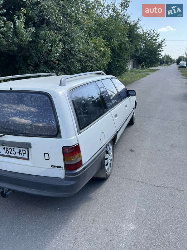 Универсал Opel Omega 1987 в Каменец-Подольском фото 14 Универсал Opel Omega 1987 в Каменец-Подольском