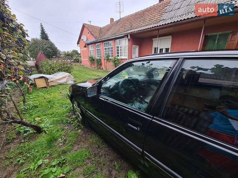 Седан Opel Omega 1988 в Ужгороді