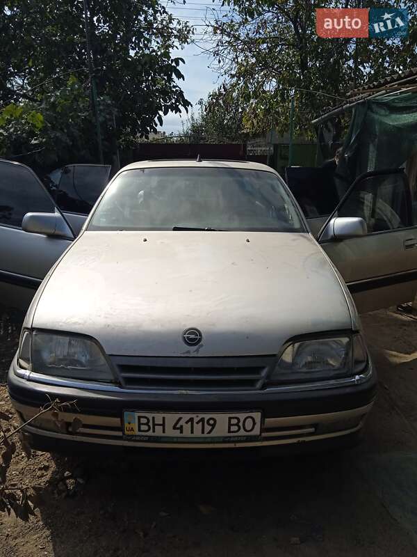 Седан Opel Omega 1991 в Білгороді-Дністровському