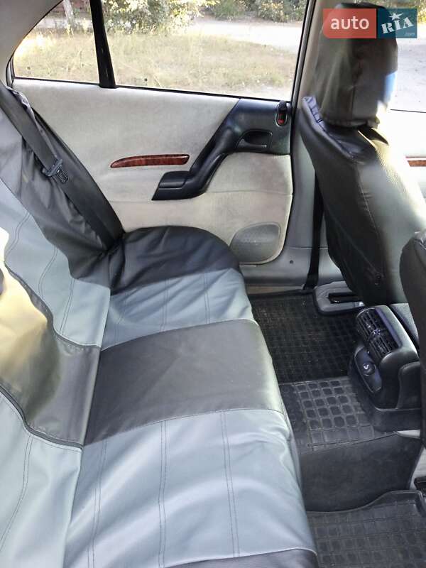 Седан Opel Omega 1996 в Киеве фото 10 Седан Opel Omega 1996 в Киеве