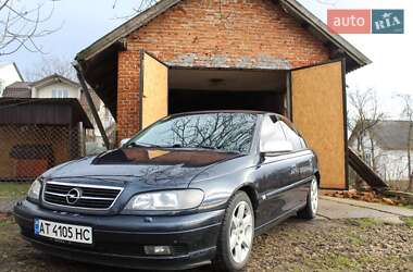 Седан Opel Omega 2002 в Рогатине