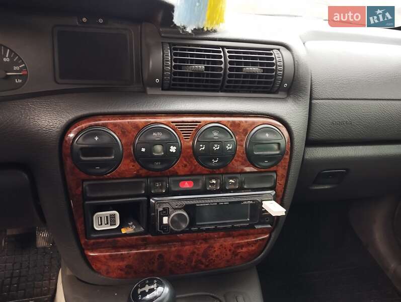 Седан Opel Omega 1998 в Тульчині