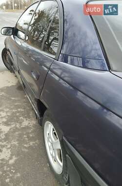 Седан Opel Omega 1998 в 