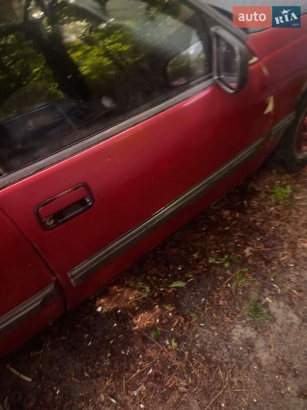 Универсал Opel Omega 1987 в Киеве