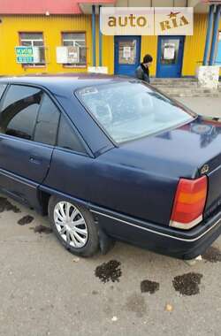 Седан Opel Omega 1990 в Бурыни