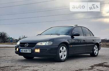 Седан Opel Omega 1999 в Запорожье