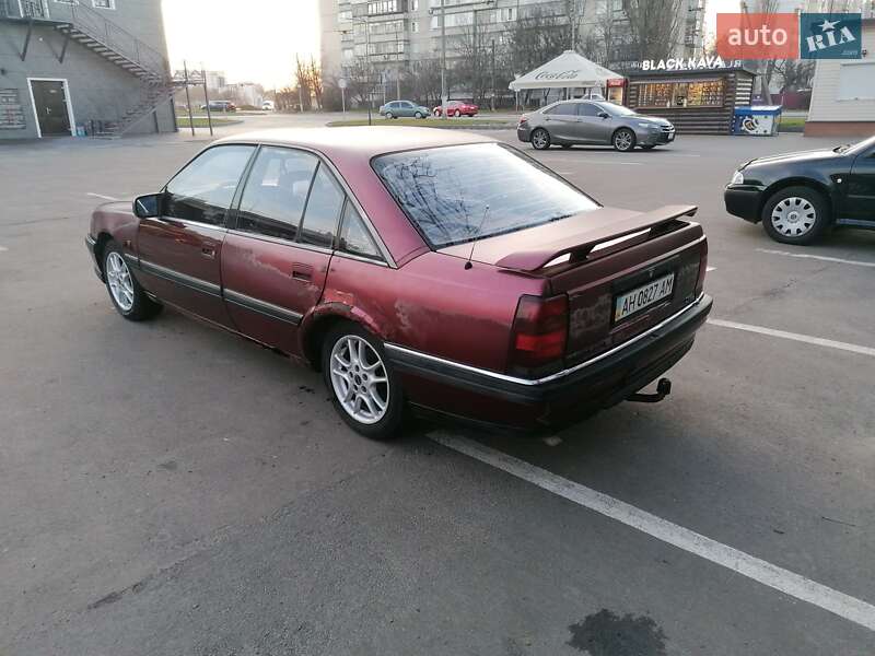 Седан Opel Omega 1992 в Броварах