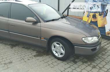 Седан Opel Omega 1998 в Львові