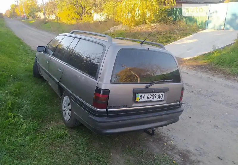 Opel Omega 1992