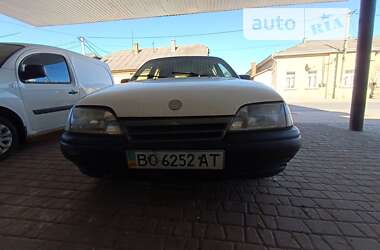 Универсал Opel Omega 1989 в Залещиках