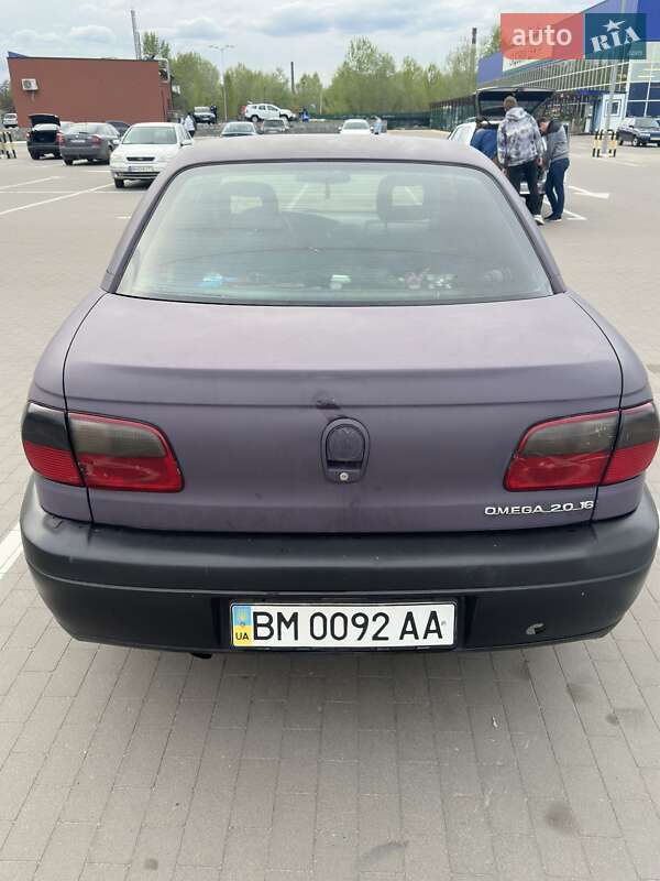 Седан Opel Omega 1996 в Сумах