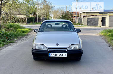 Седан Opel Omega 1989 в Одессе