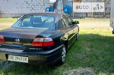 Седан Opel Omega 2001 в Черкассах