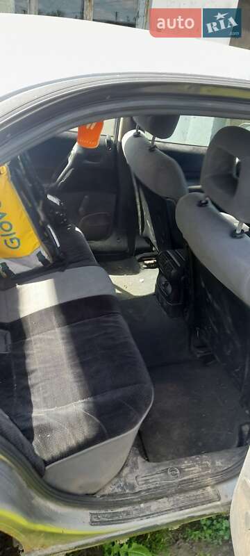 Седан Opel Omega 1995 в Києві