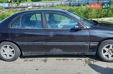 Седан Opel Omega 1996 в Львові