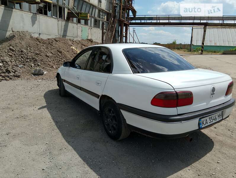 Седан Opel Omega 1994 в Костянтинівці