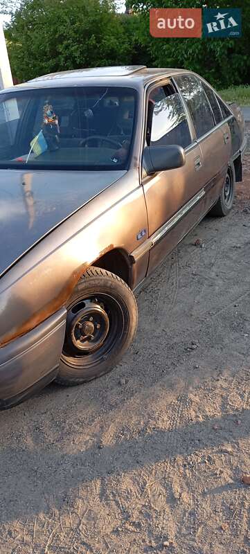 Седан Opel Omega 1987 в Краматорске