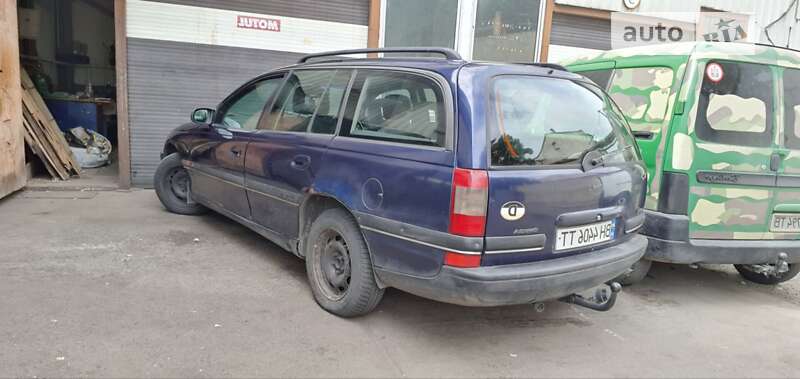 Універсал Opel Omega 1995 в Одесі