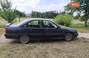 Седан Opel Omega 1989 в Ананьеве