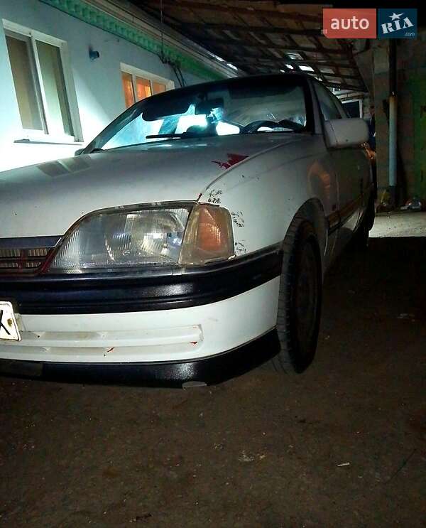 Универсал Opel Omega 1991 в Днепре