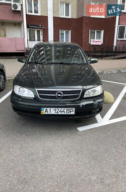 Седан Opel Omega 2000 в Киеве