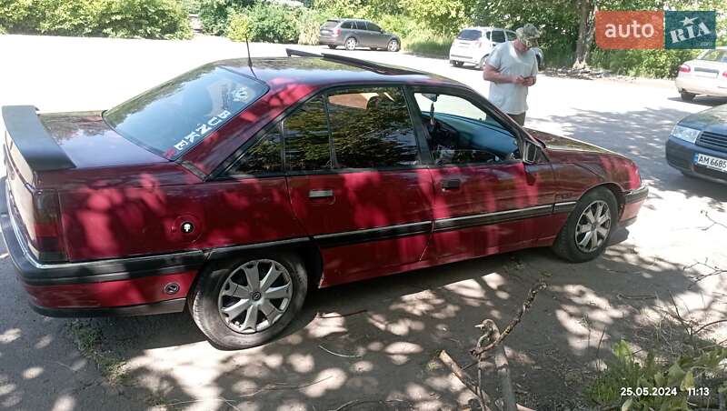 Седан Opel Omega 1992 в Житомире фото 7 Седан Opel Omega 1992 в Житомире