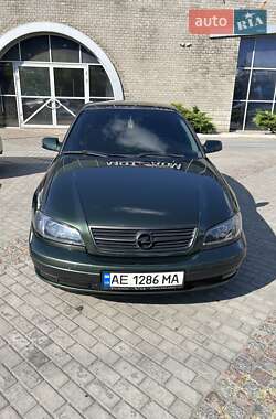 Седан Opel Omega 2000 в Кам'янському