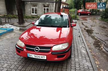 Седан Opel Omega 1995 в Львове