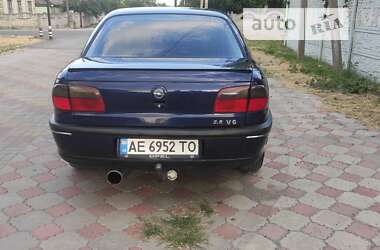 Седан Opel Omega 1998 в Верхівцеві