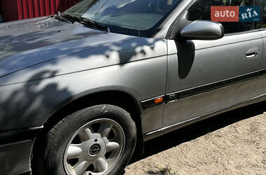 Седан Opel Omega 1995 в 