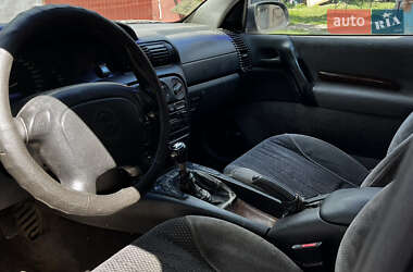 Седан Opel Omega 1995 в 