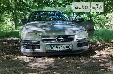 Седан Opel Omega 1995 в Стрые