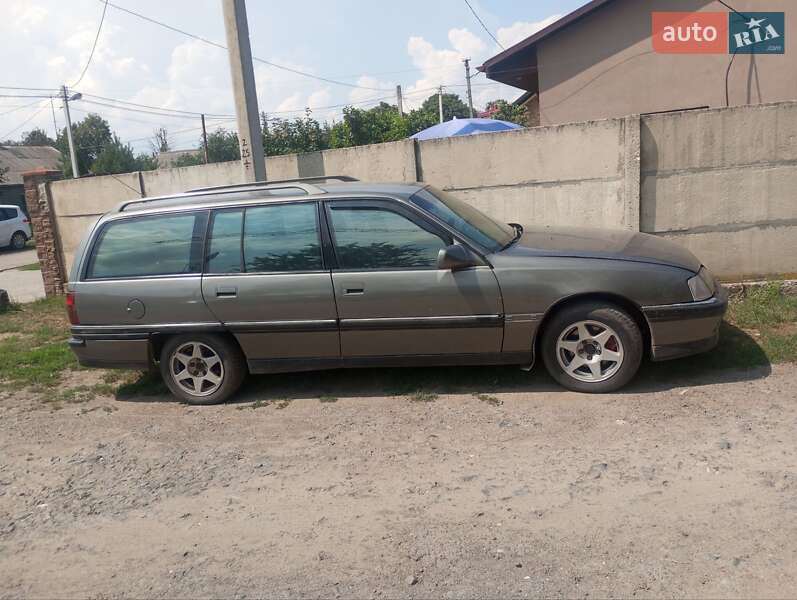 Универсал Opel Omega 1991 в Луцке