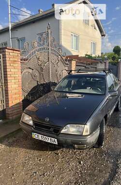 Седан Opel Omega 1987 в Залещиках