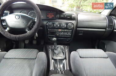 Универсал Opel Omega 1999 в 