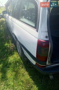 Універсал Opel Omega 1996 в 