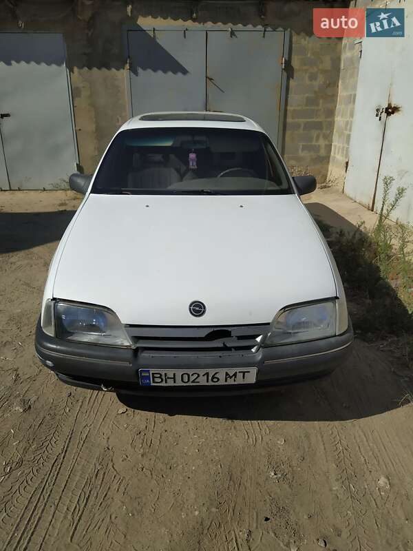Универсал Opel Omega 1989 в Белгороде-Днестровском фото 11 Универсал Opel Omega 1989 в Белгороде-Днестровском