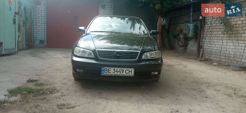 Седан Opel Omega 2000 в Миколаєві