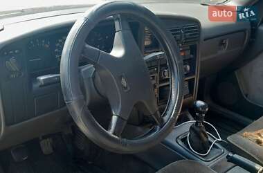 Седан Opel Omega 1989 в 