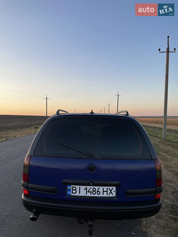 Универсал Opel Omega 1995 в Онуфриевке