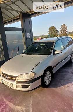 Універсал Opel Omega 1999 в Підгірцях