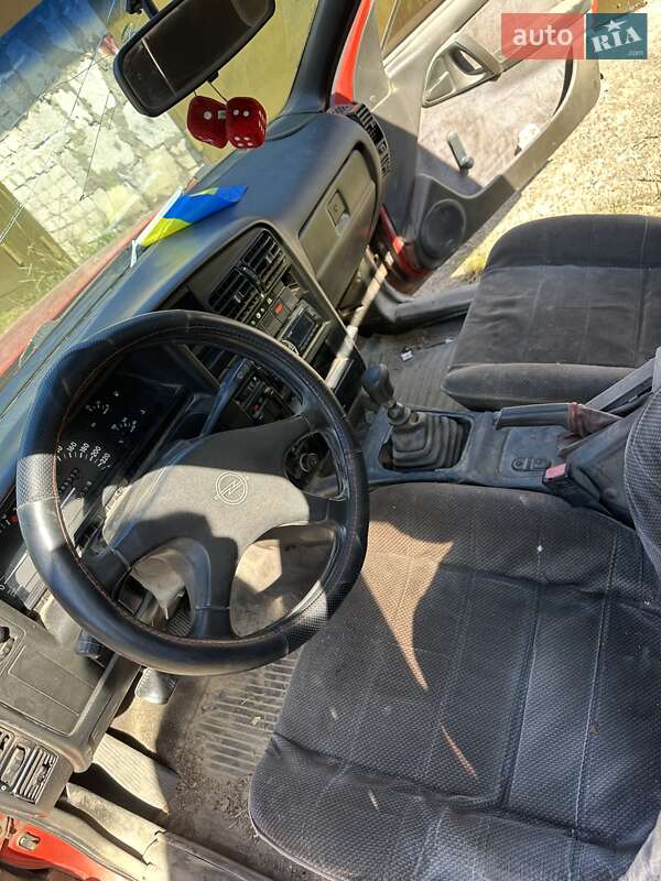 Седан Opel Omega 1989 в Шостке фото 5 Седан Opel Omega 1989 в Шостке