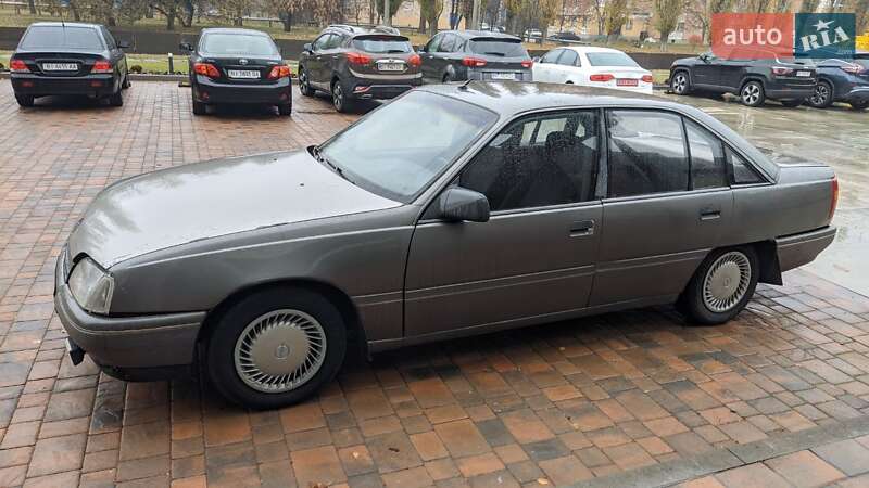 Седан Opel Omega 1987 в 