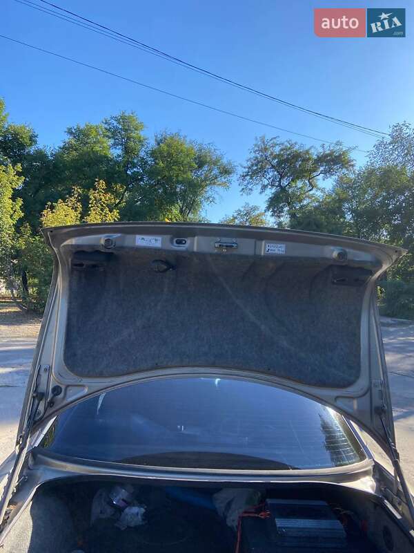 Седан Opel Omega 1999 в Каменском