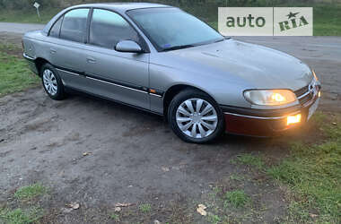 Седан Opel Omega 1995 в Млинове