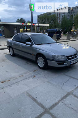 Седан Opel Omega 1994 в Львові