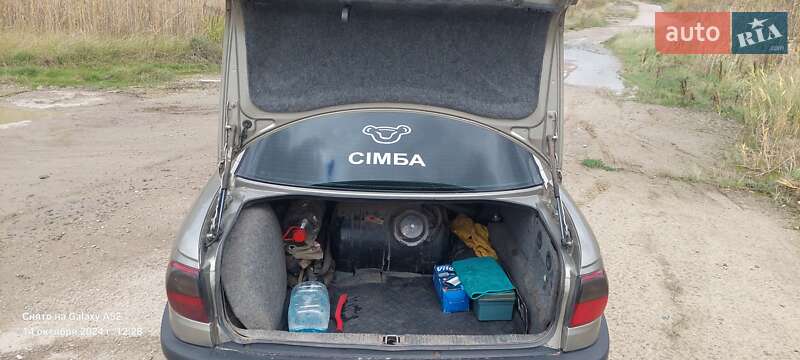 Седан Opel Omega 1997 в Днепре