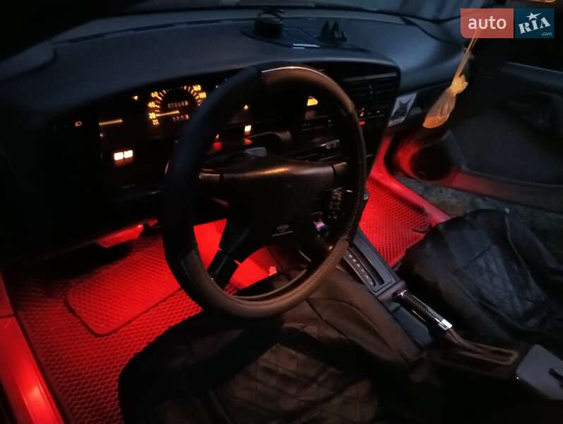 Седан Opel Omega 1991 в Днепре