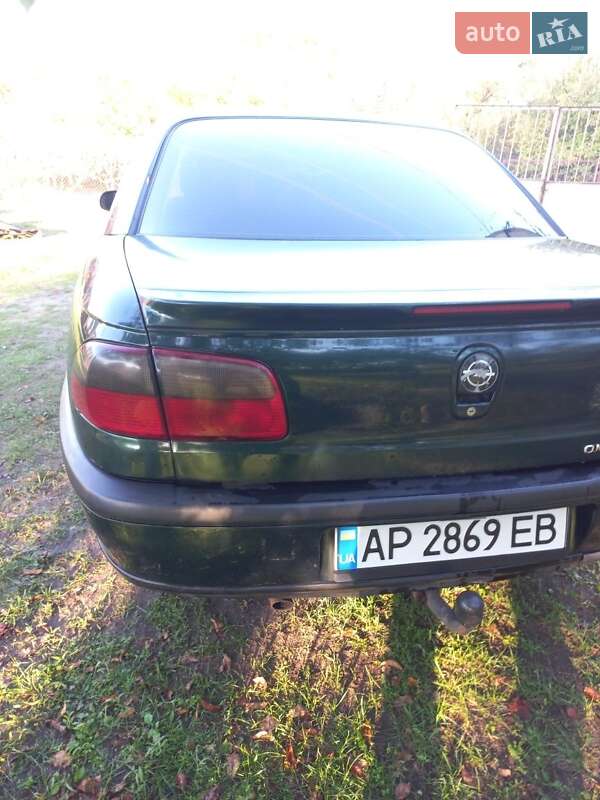 Седан Opel Omega 1995 в Запорожье