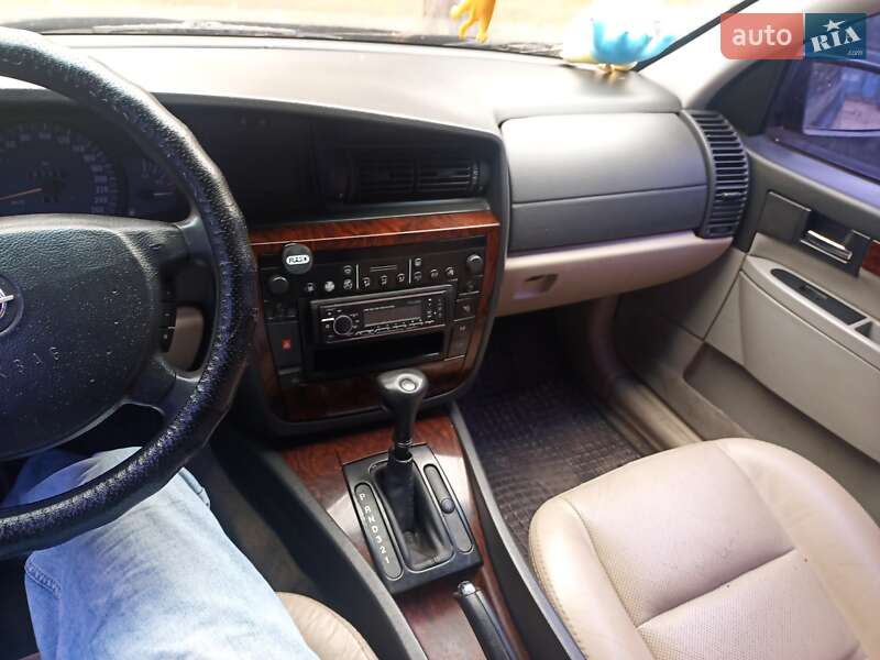 Седан Opel Omega 1997 в Сумах